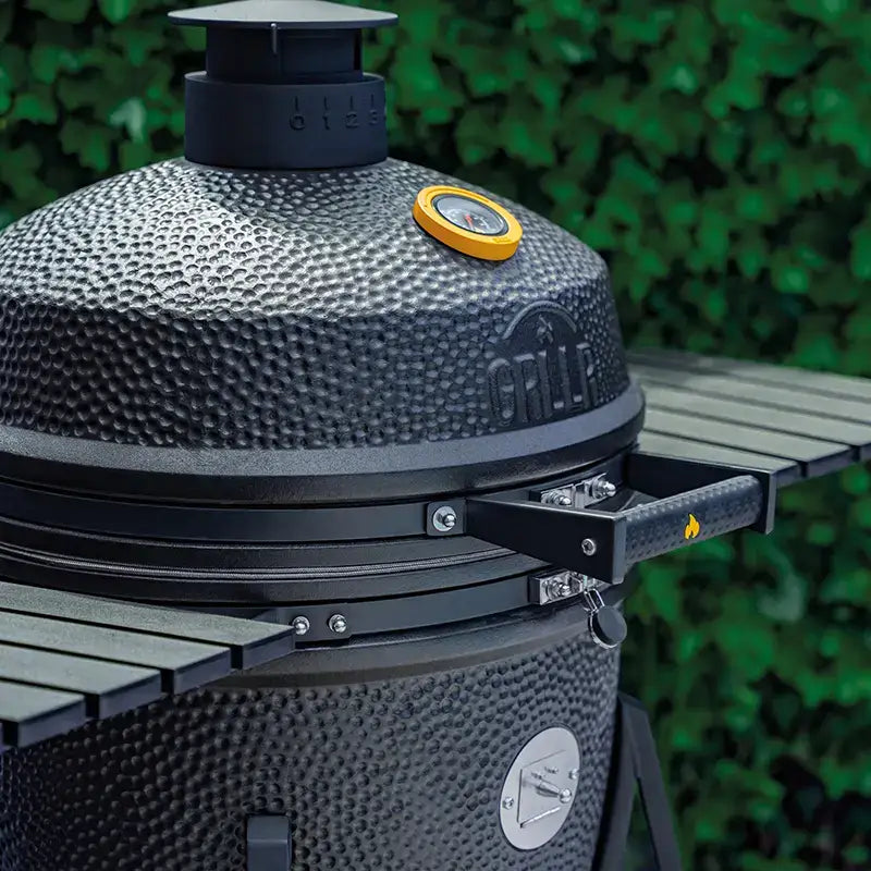 GRLLR Ember Classic 22 inch Kamado Grill| Matte Black including Trolley