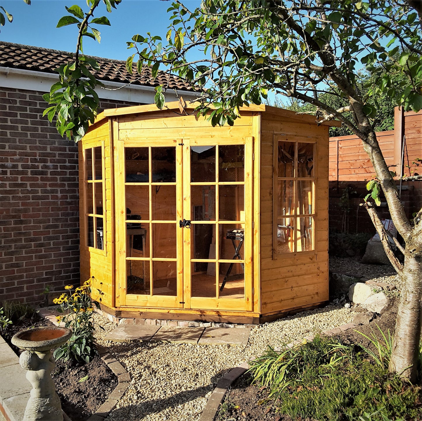 Shire Hampton 8 x 8
