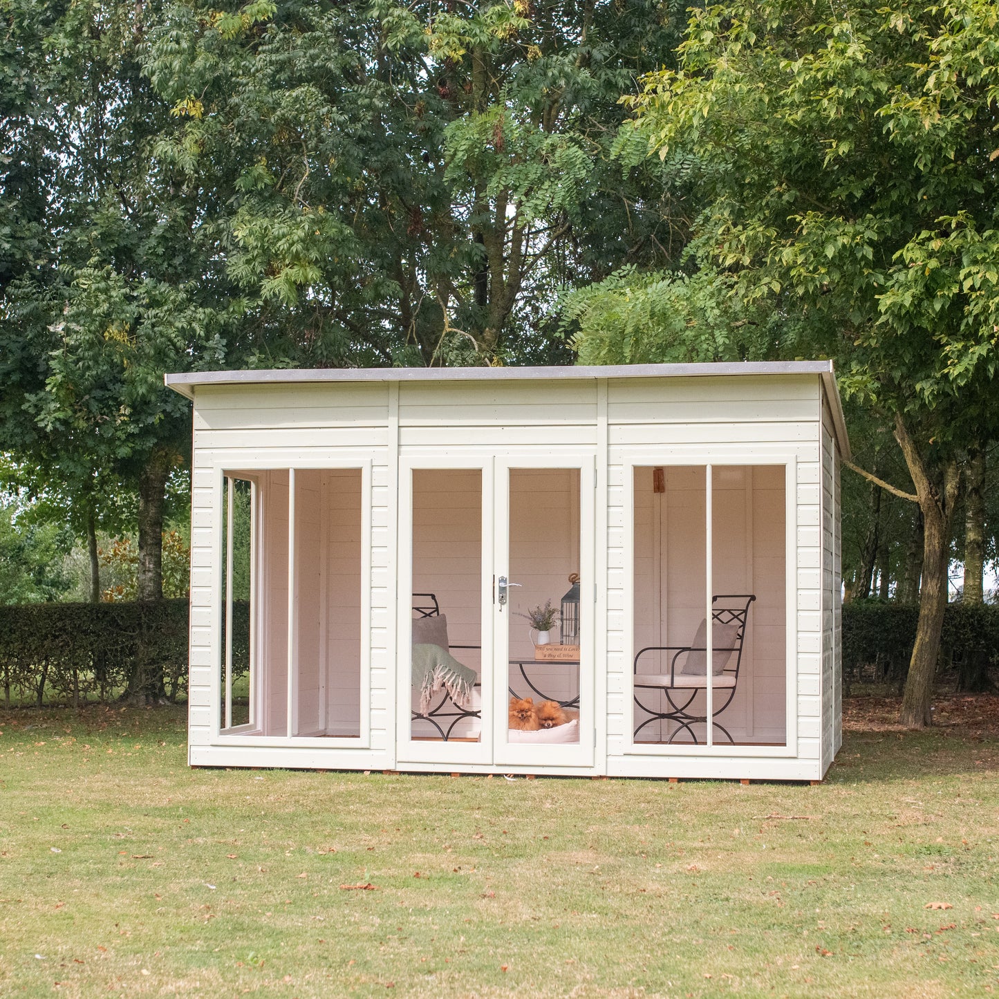Shire Lela 12x8
