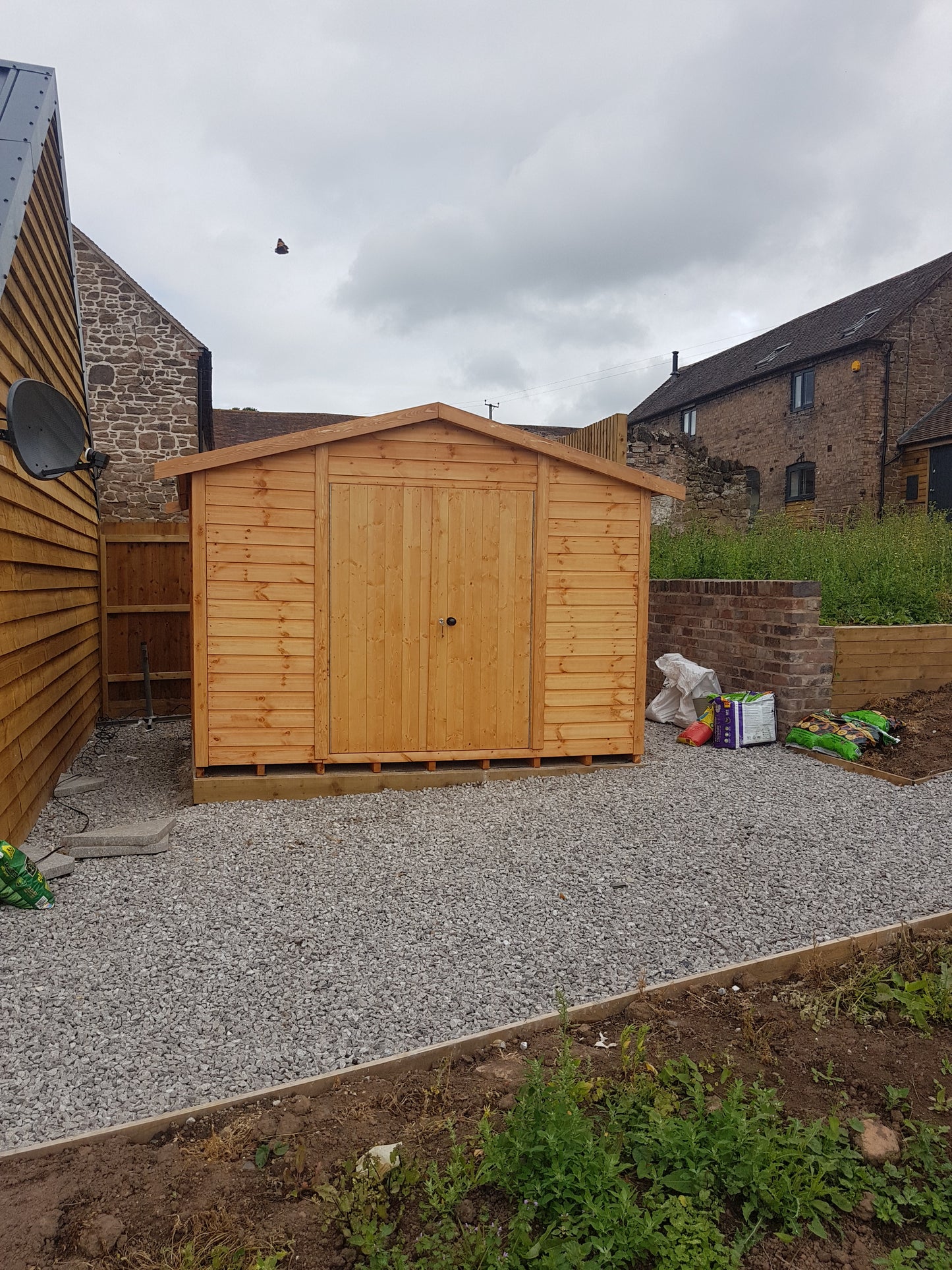Shire Bison 10x10 Double Door Loglap