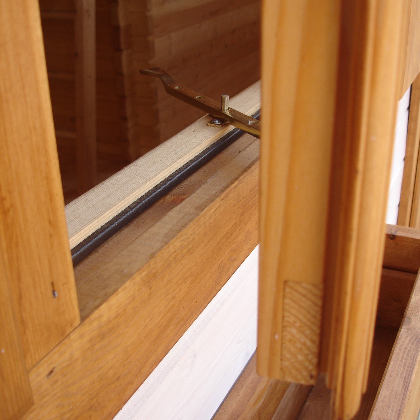 Shire Glenmore 12Gx8 Log Cabin (28mm to 70mm Log)