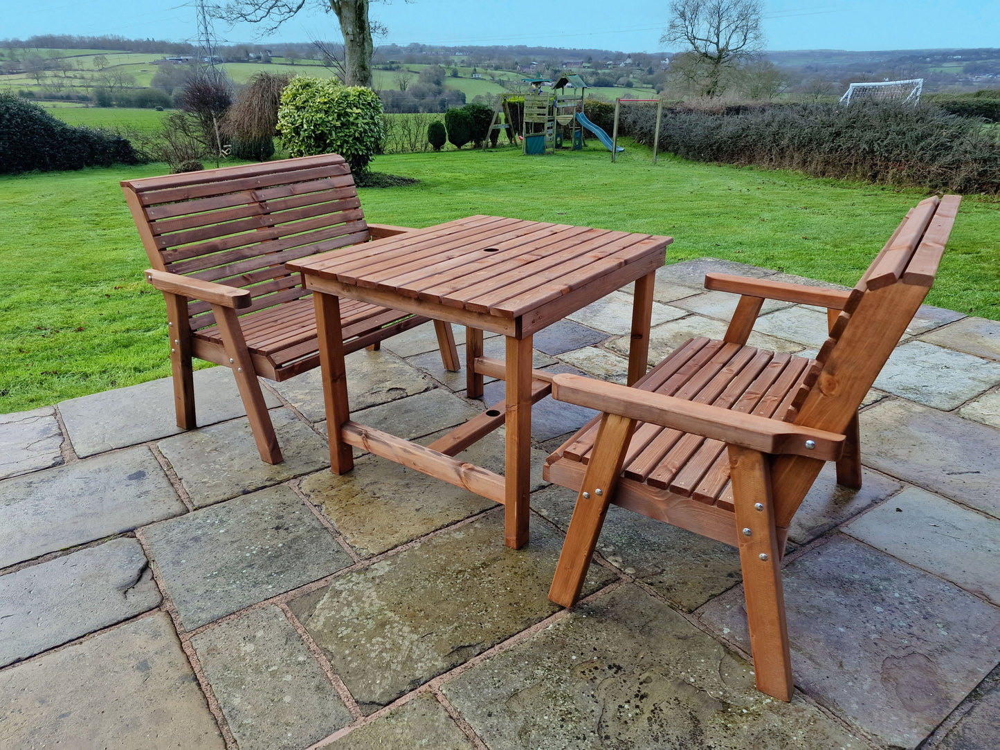 Churnet Valley 4 Seat Set 2x2B 99CM Table