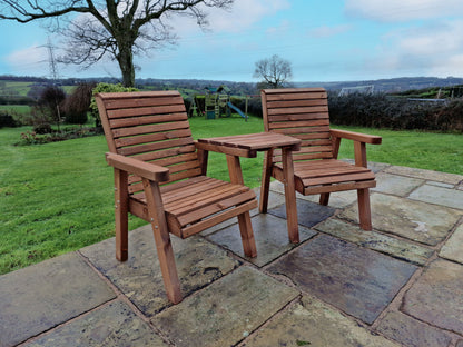 Churnet Valley Love Seat Angled