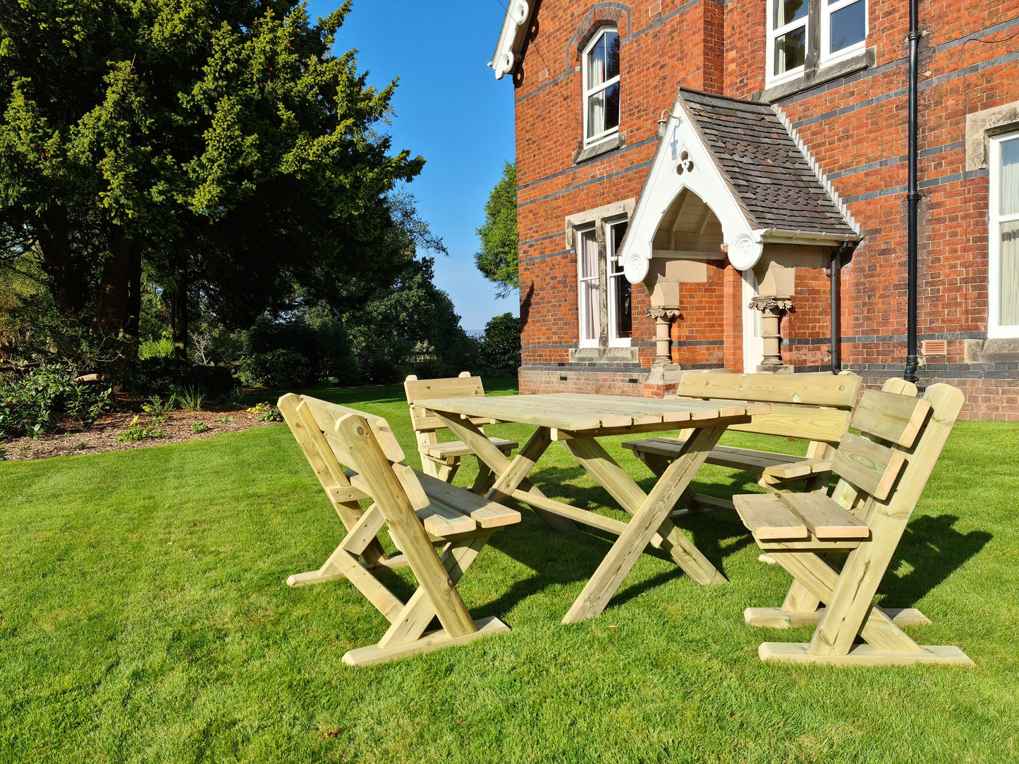 Churnet Valley Ashcome Table Set Sits 6