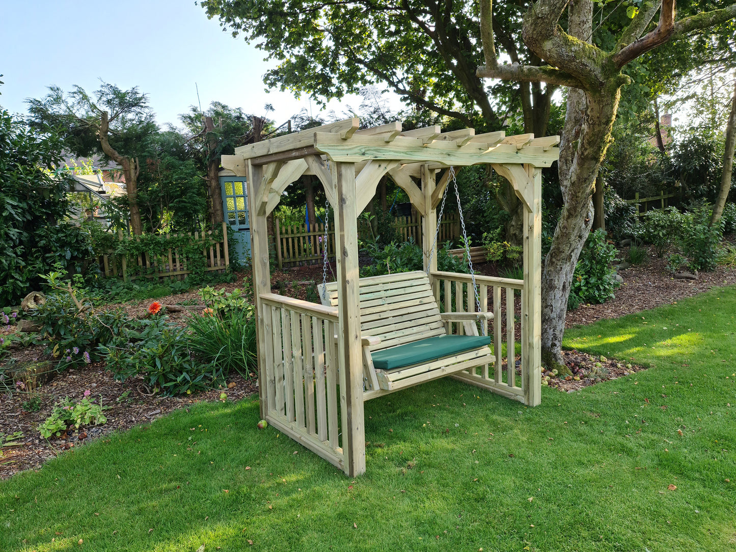 Churnet Valley Ohpelia Swing Sits 2