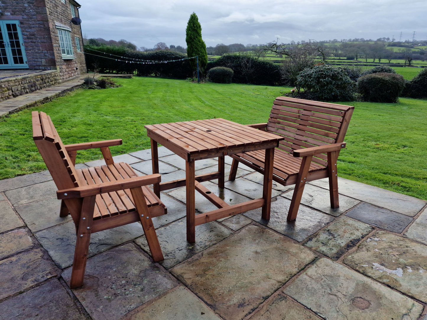 Churnet Valley 4 Seat Set 2x2B 99CM Table