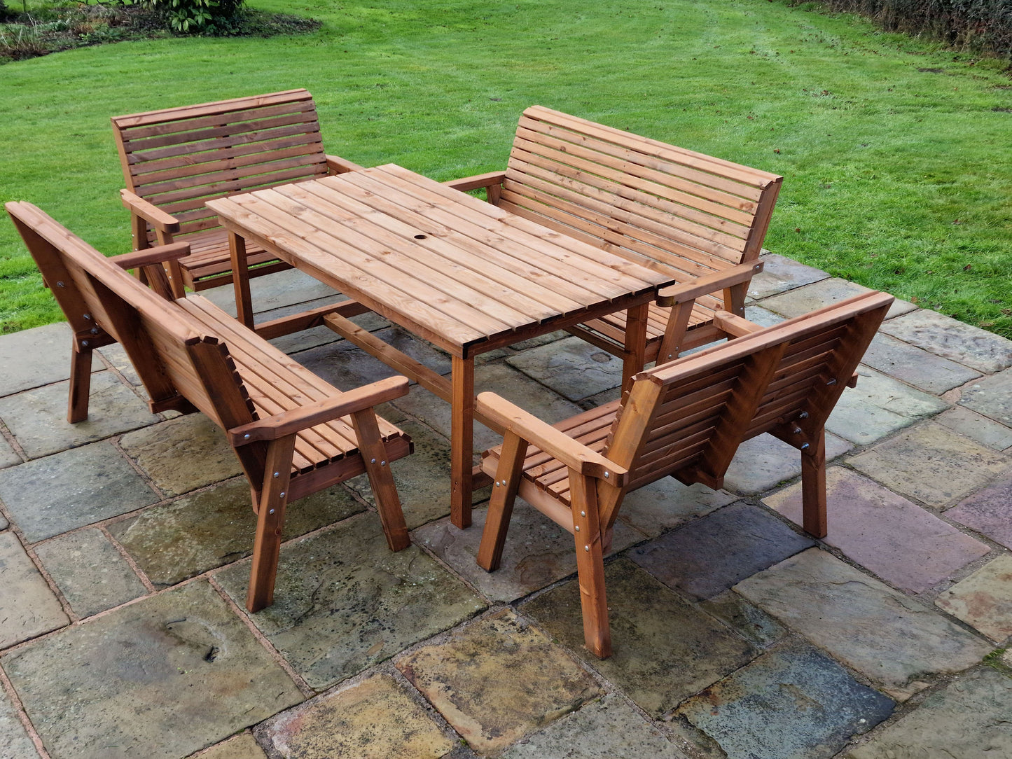 Churnet Valley Seat 10 Set 2x2B 2x3B 1795 Table