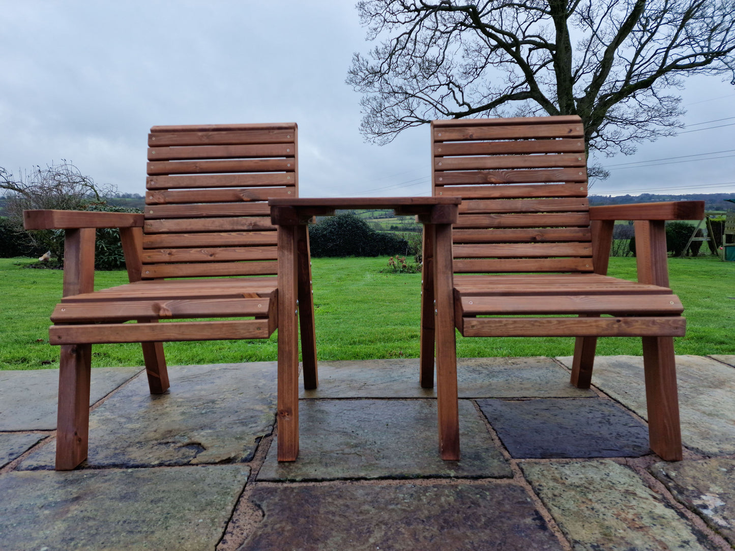 Churnet Valley Love Seat Square