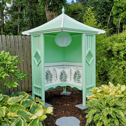 Shire Corner Arbour
