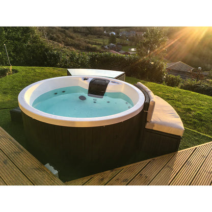 Okanagan UV 10-jet 4-Person Hot Tub