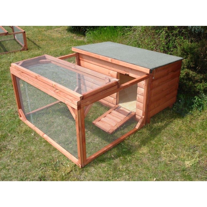 Shire Henhouse 1175 x 1526 x 598mm
