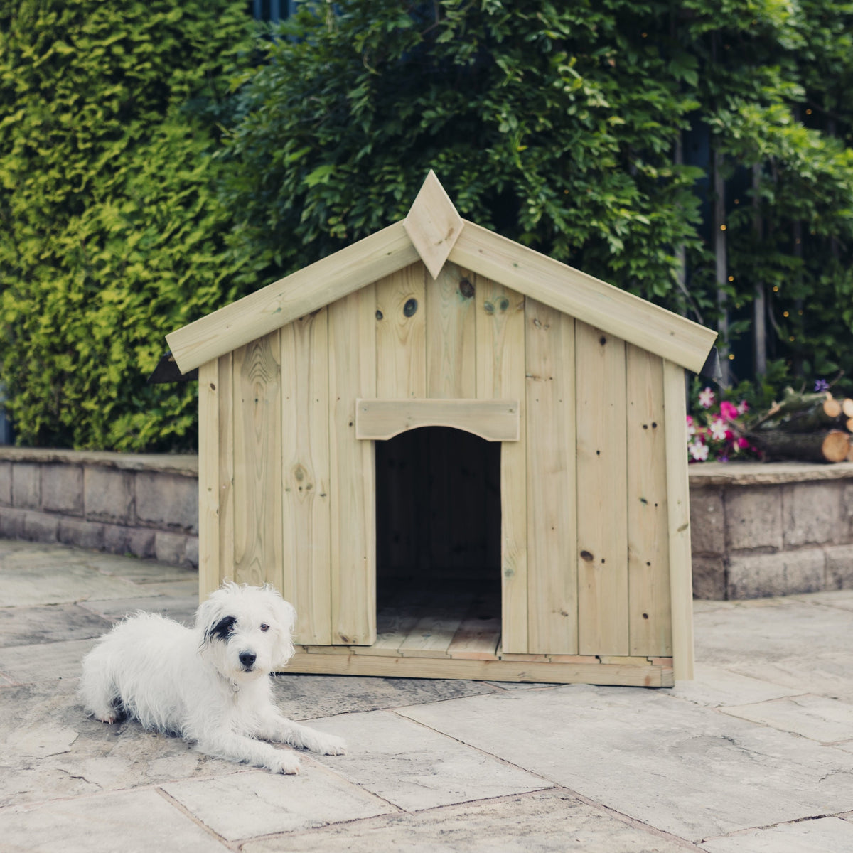 Churnet Valley Apex Dog Kennel - Xl - W120Cm X D135Cm