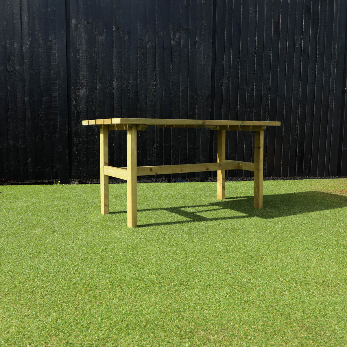 Mercia Carlton Premium Garden Table