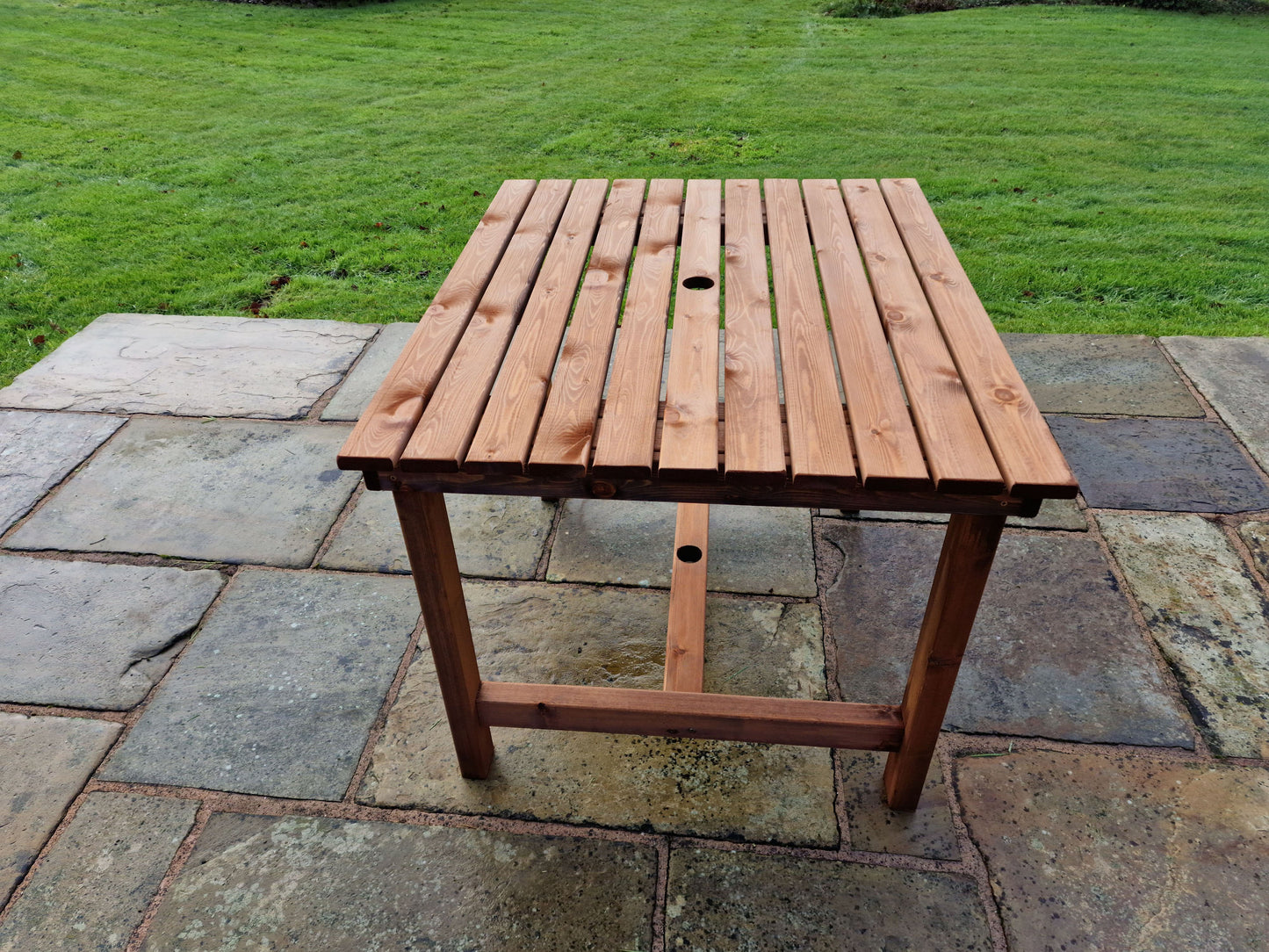 Churnet Valley 99CM Table