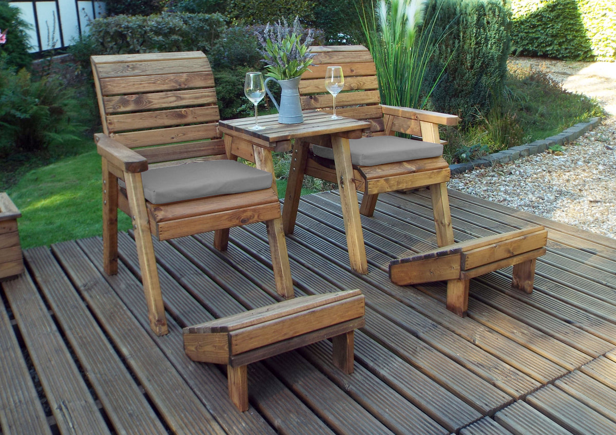 Charles Taylor Four Seater Set Round