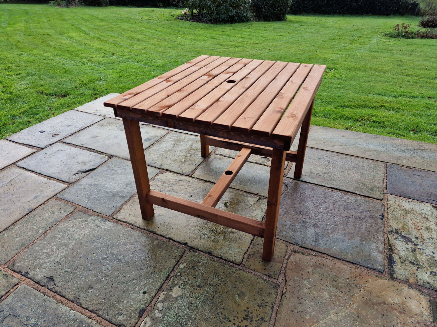 Churnet Valley 99CM Table