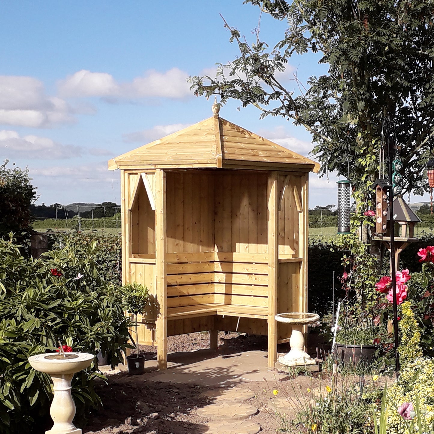 Shire Honeysuckle Corner Arbour Pressure treated