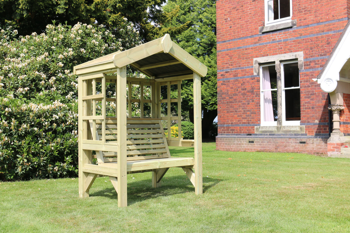 Churnet Valley Cottage Arbour Trellis Sits 2