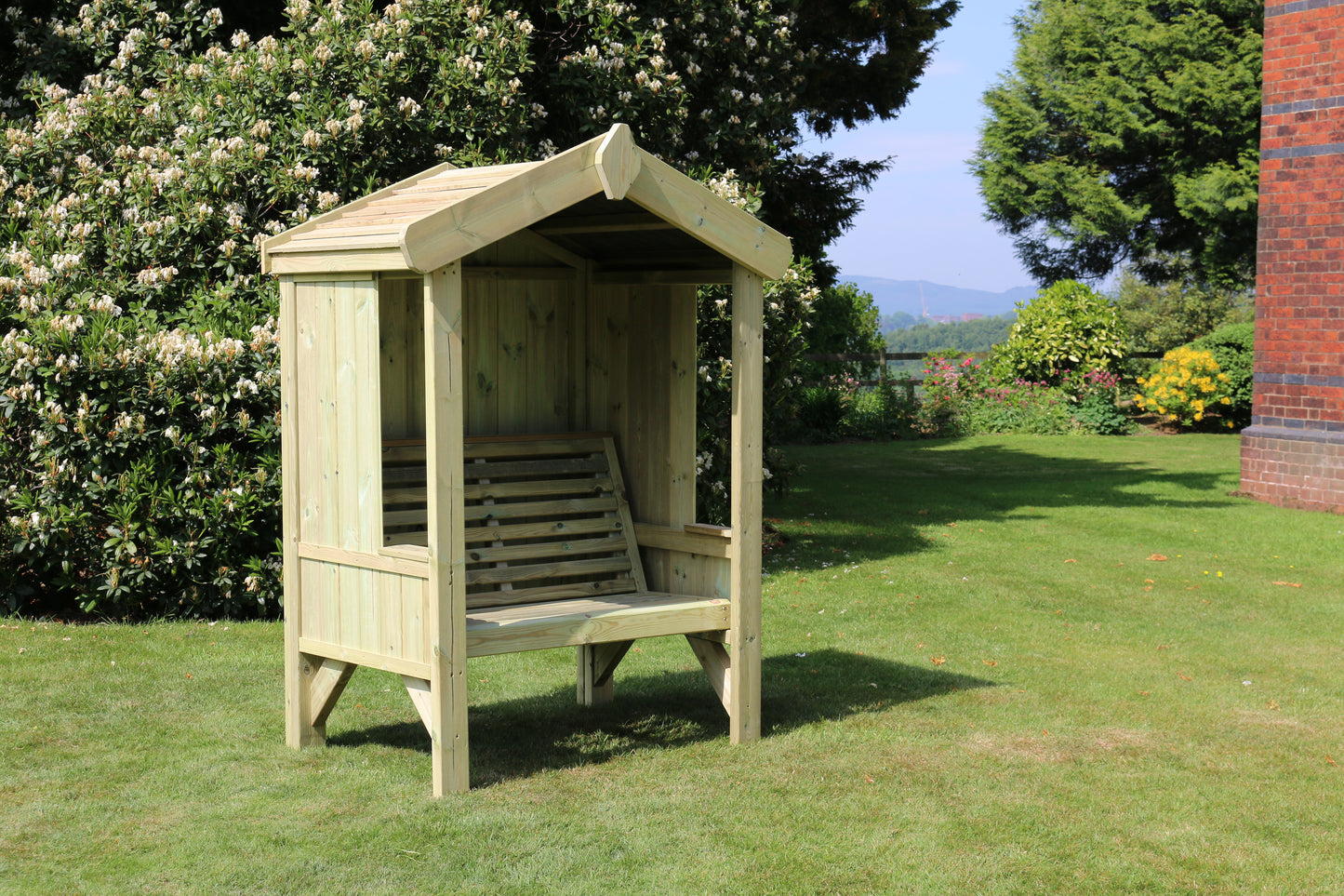 Churnet Valley Cottage Arbour Fully Enclosed Sits 2