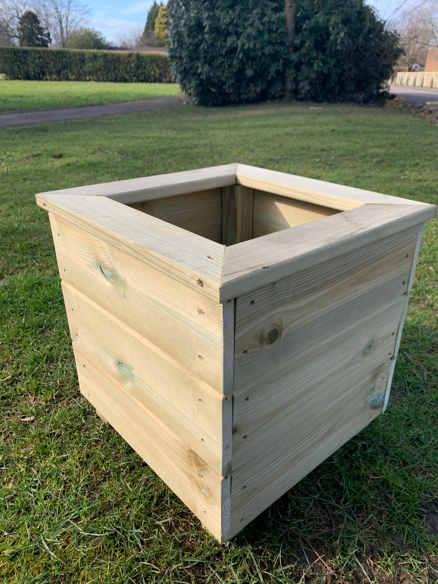 Churnet Valley Square Planter