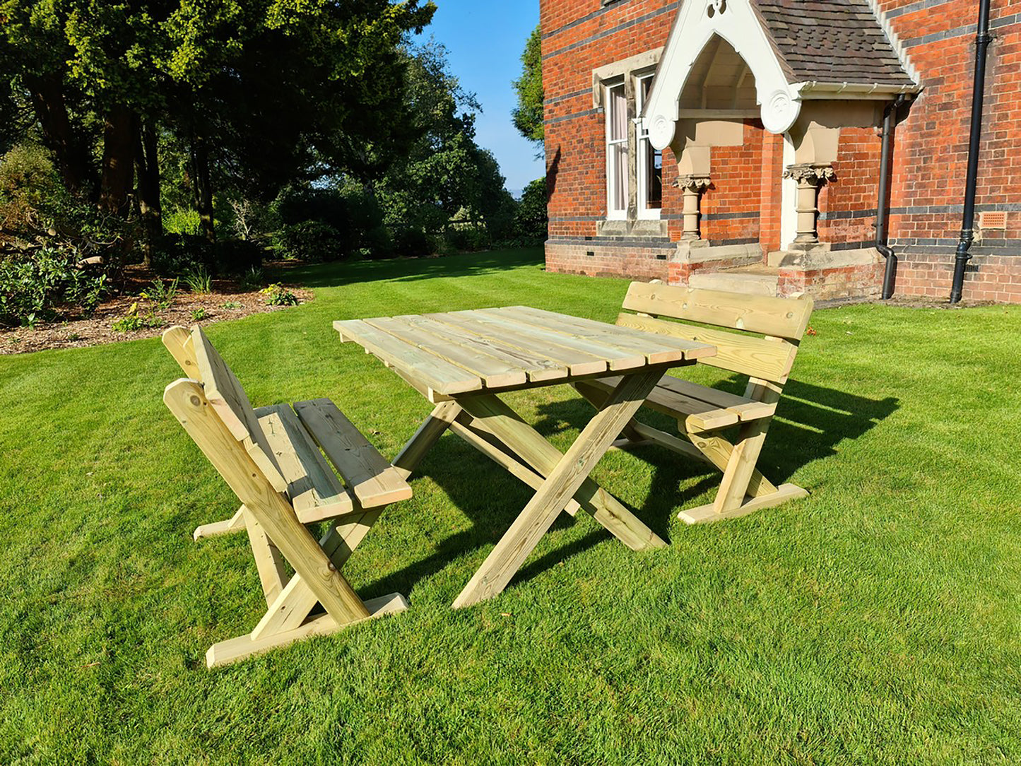 Churnet Valley Ashcombe Table Set Sits 4