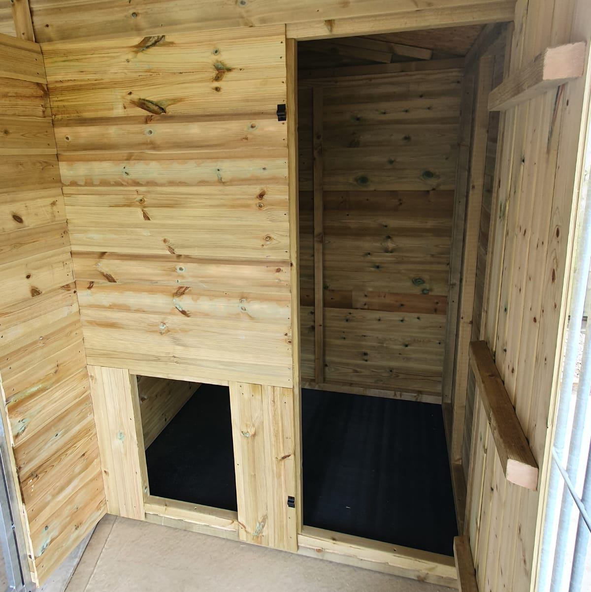 Benchmark Dog Kennel with Apex Roof - Duo 10 x 12ft, Premium Wood Range