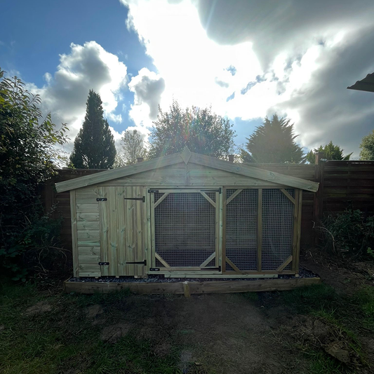 Benchmark Dog Kennel with Apex Roof - Single 10 x 4ft, Classic Wood Range