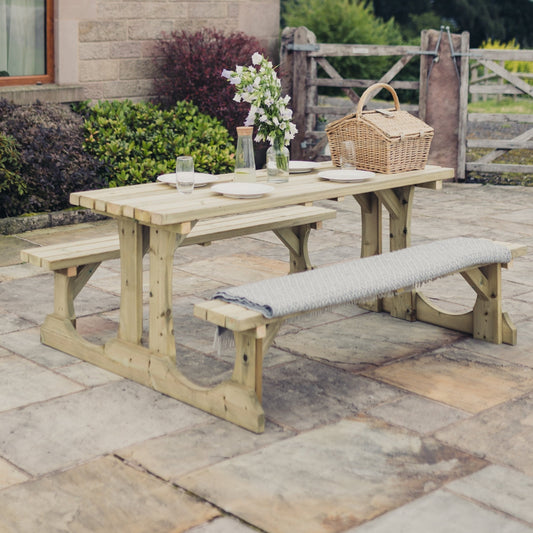 Churnet Valley Lunar Picnic Table 1800