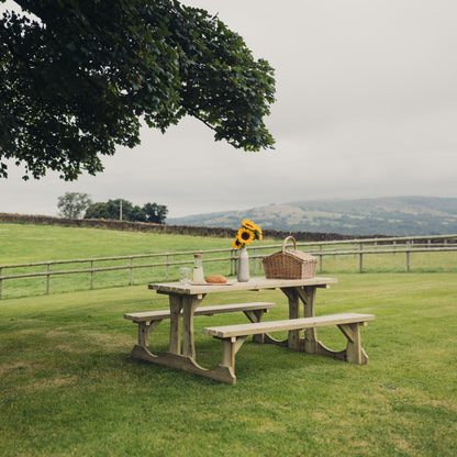 Churnet Valley Lunar Picnic Table 1500