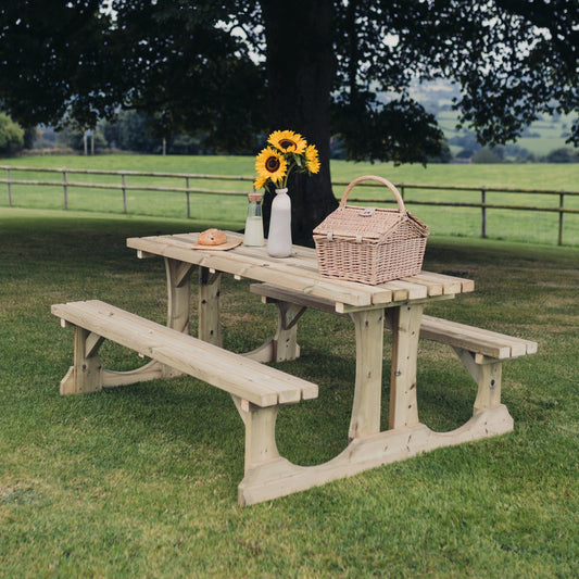 Churnet Valley Lunar Picnic Table 1500