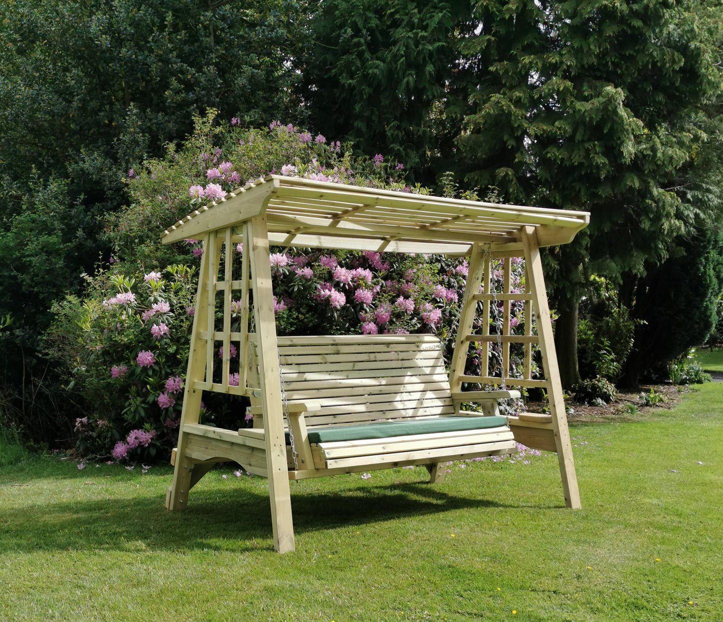 Churnet Valley Antoinette Swing Sits 3