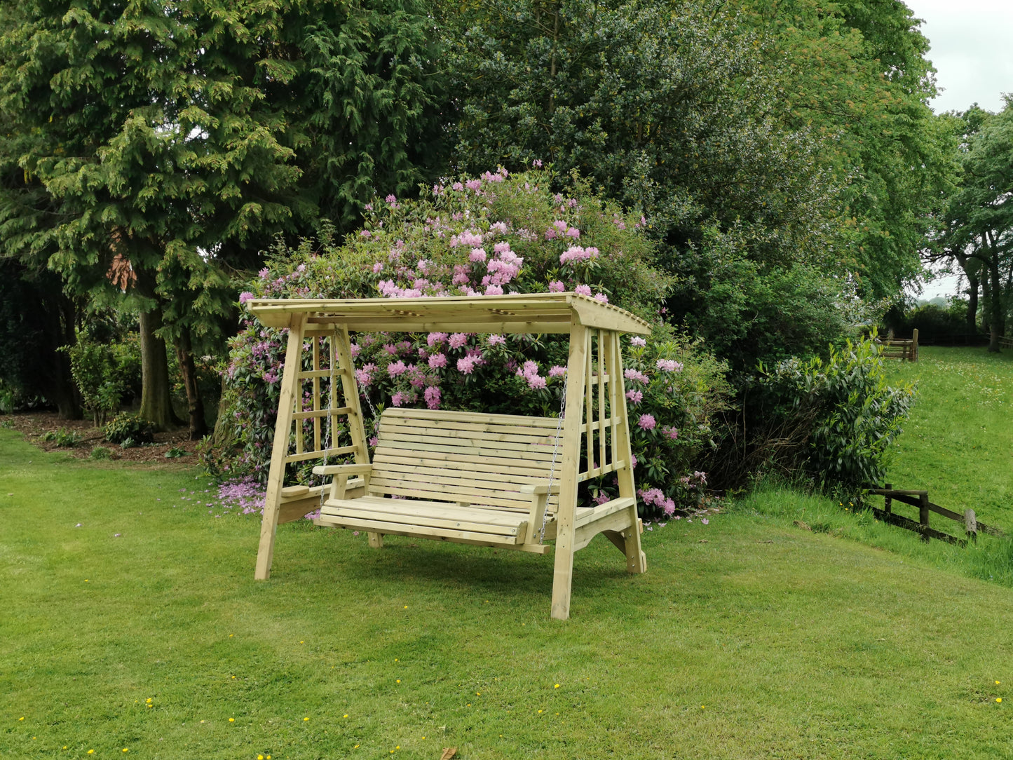 Churnet Valley Antoinette Swing Sits 3