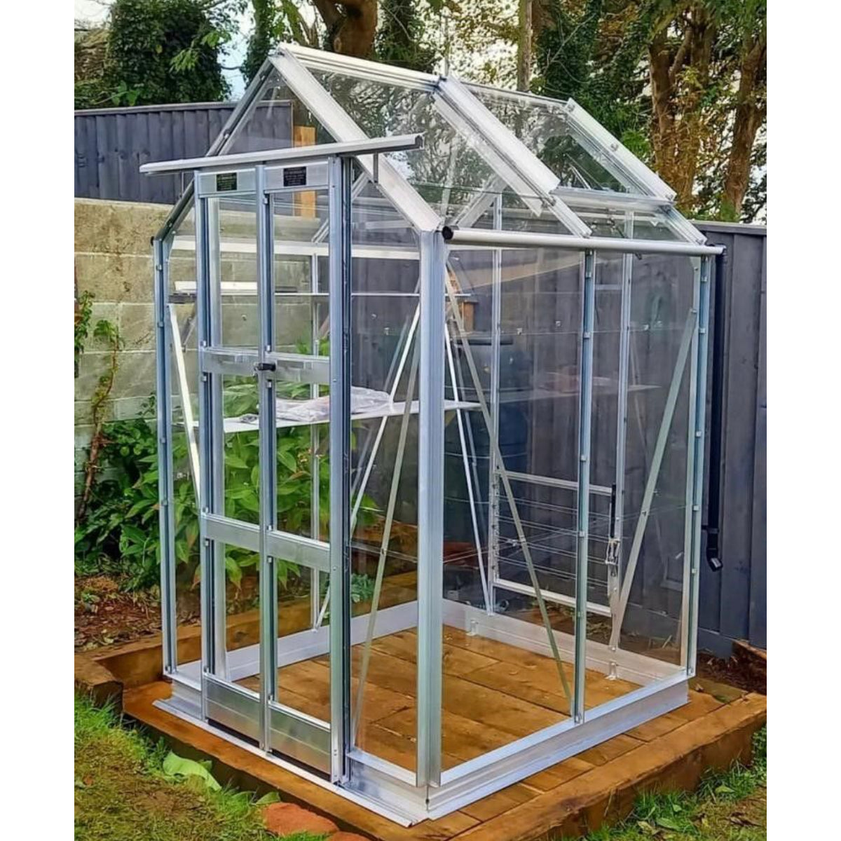 Elite Compact 4ft x 4ft Package Greenhouse