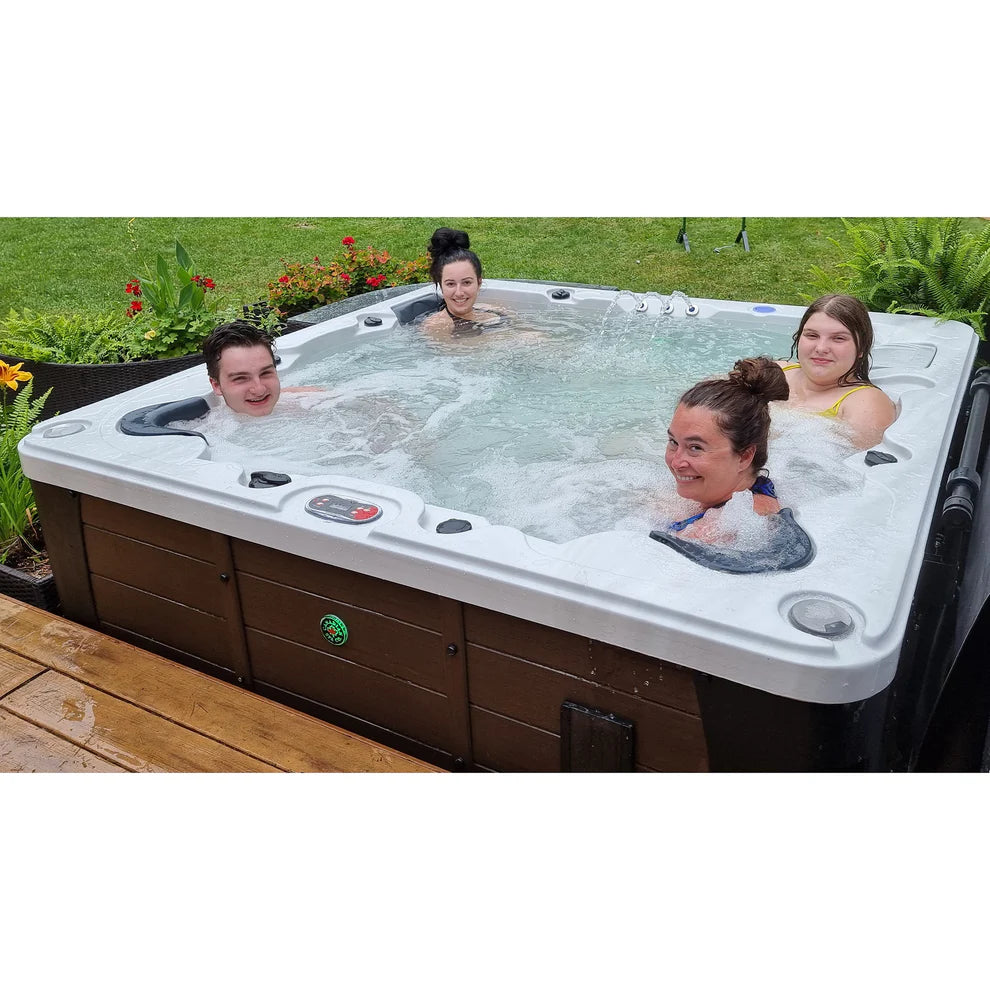 Erie SE 46-Jet 6-Person Hot Tub