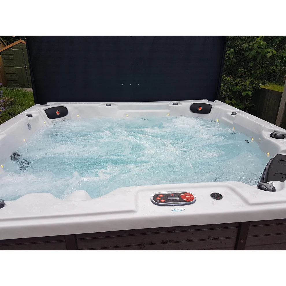 Niagara 60-Jet 6-7 Person Hot Tub